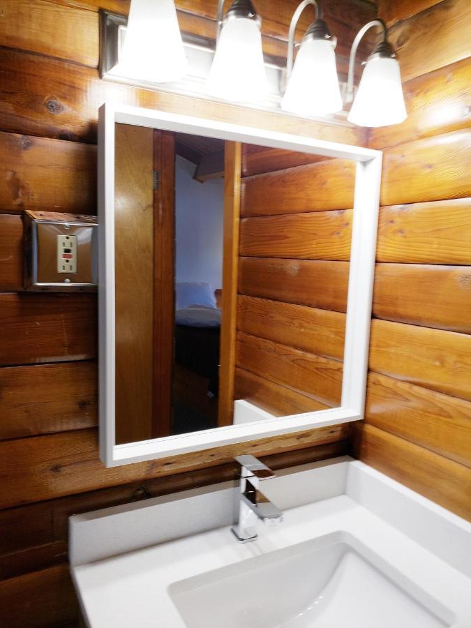 Rocky Inn Valemount Luaran gambar